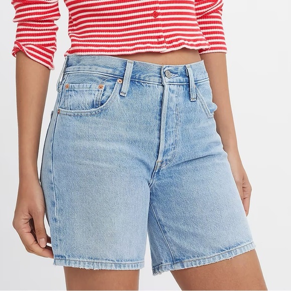 NWOT Levi’s Vintage High Waisted Denim Shorts 550 Student Relaxed Fit, Size W27 - Picture 1 of 16